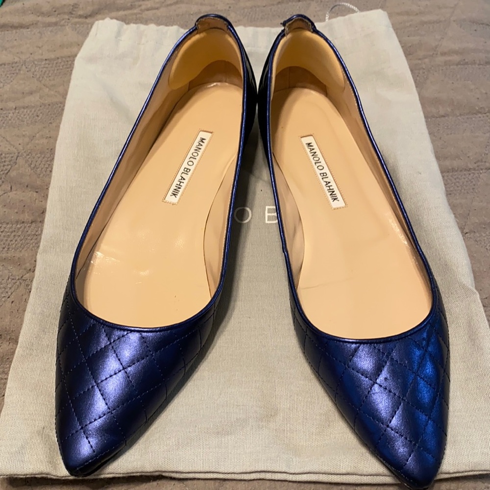 Manolo Blahnik quilted navy flats